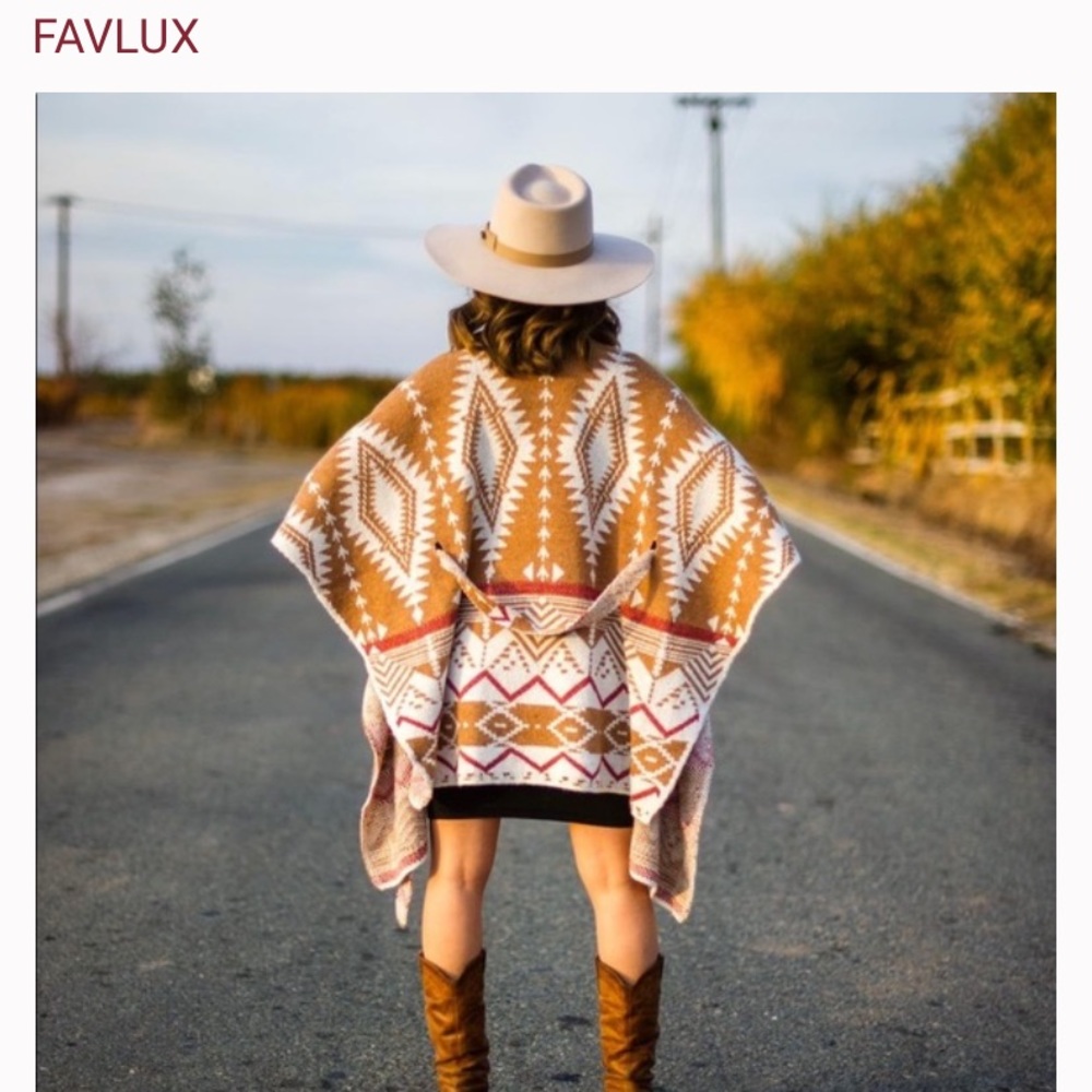Favlux (from Pink Lily), size small, Aztec pattern